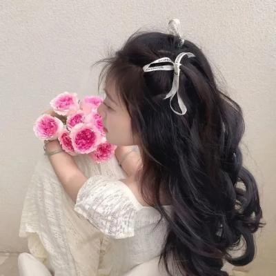 怪诞女孩